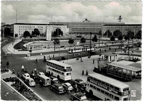 Berlin tempelhof platz der - platz,