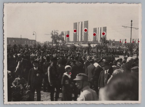 Berlin 1933 - ,
